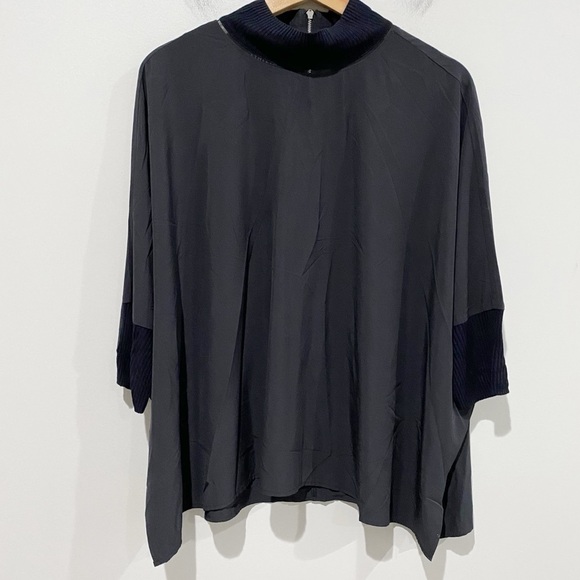 ATHLETA Black Insights Mock Neck Top Oversized Neutral Minimalist Modern Size XS - Picture 2 of 10